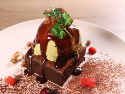 チョコブラウニー ~ピスタチオアイス~